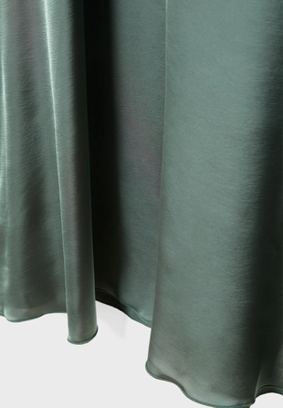 Длинное струящееся атласное платье- Заказать в России