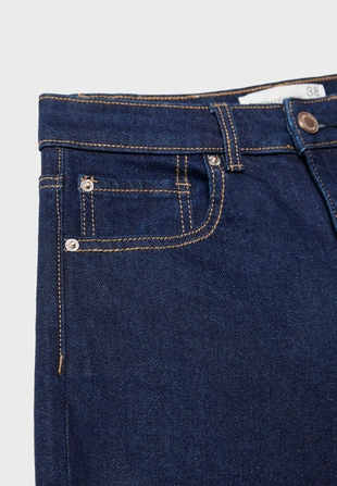 Джинсы прямого кроя- Заказать в России