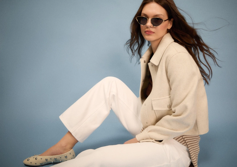 Укороченная куртка из мягкой ткани