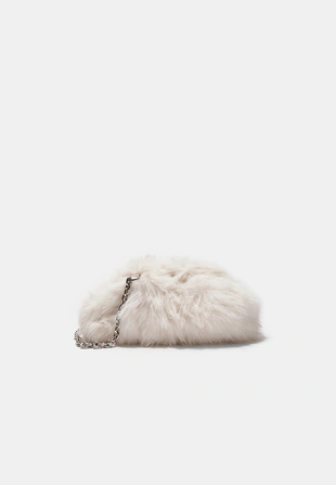 Сумка-мешок из искусственного меха с цепочкой- Заказать в России