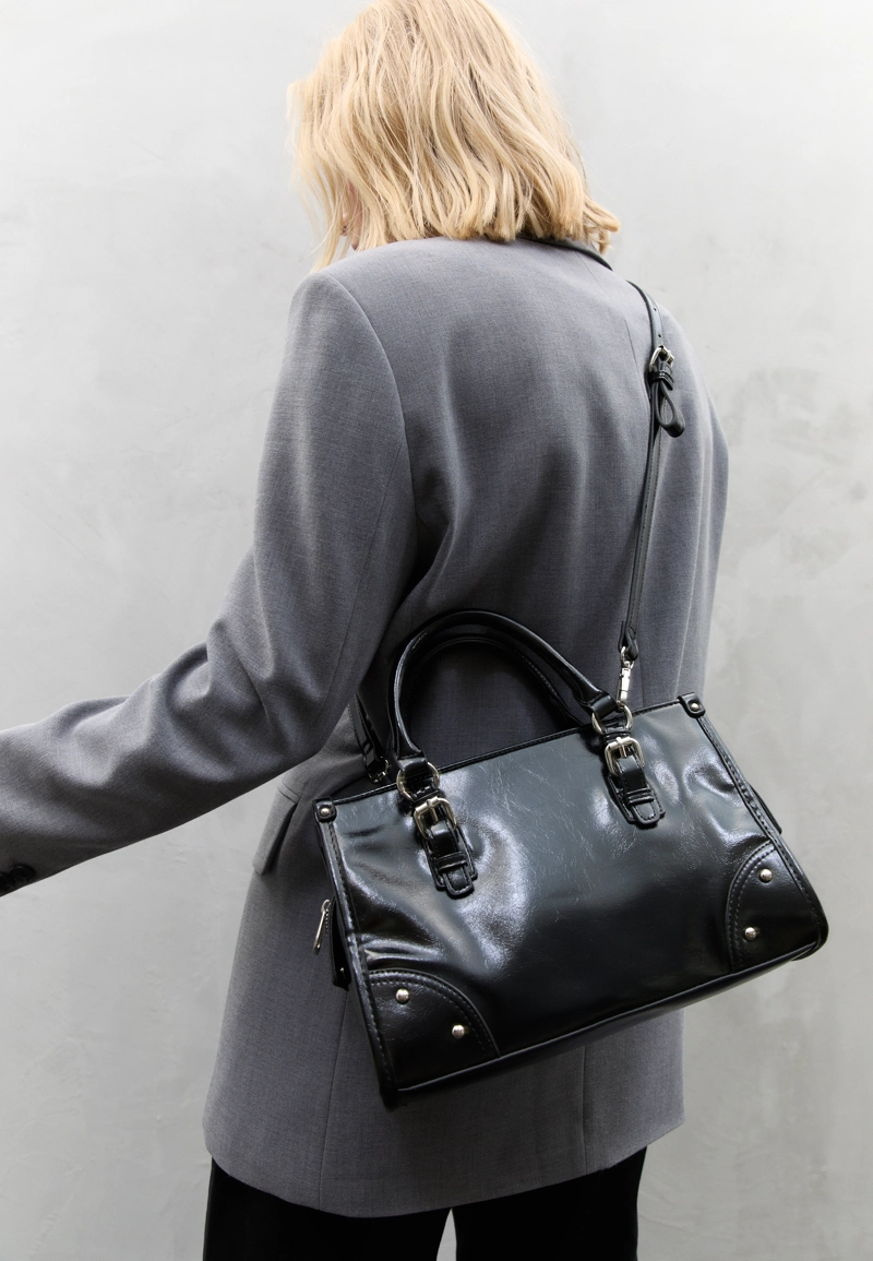 Сумка-тоут с плечевым ремнем