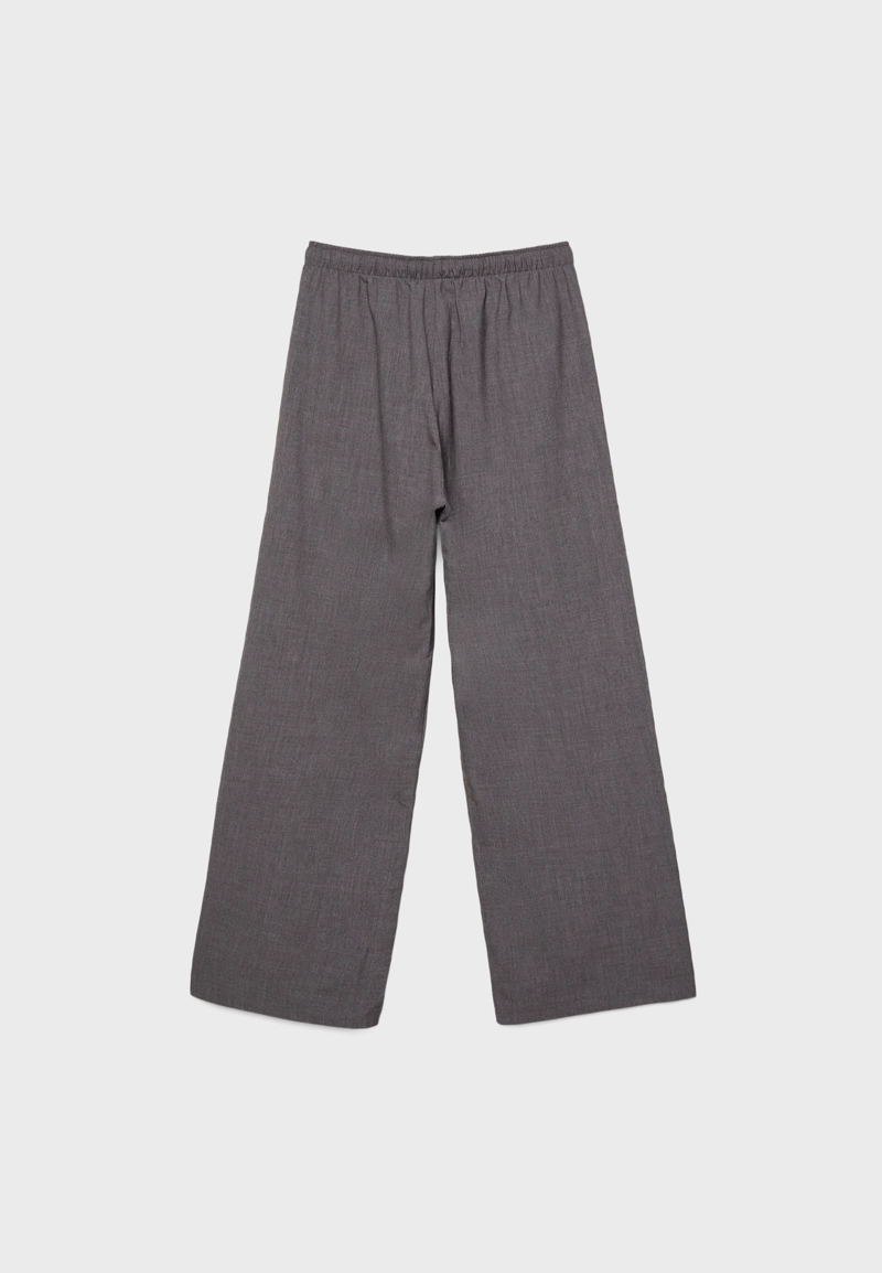 Длинные струящиеся нарядные брюки