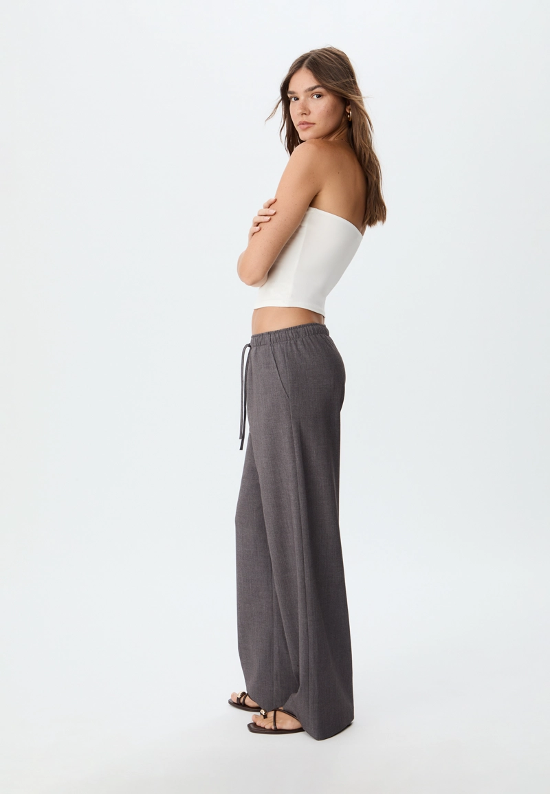 Длинные струящиеся нарядные брюки