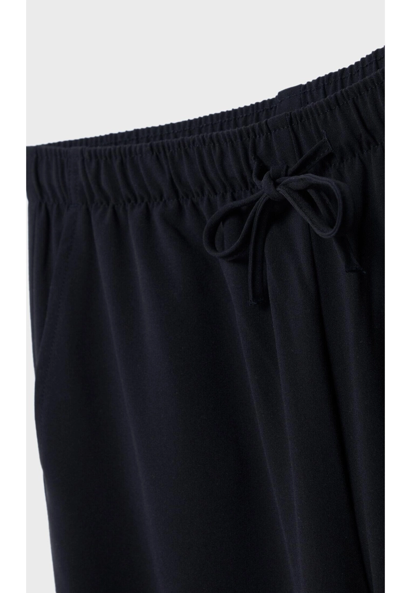 Длинные струящиеся нарядные брюки