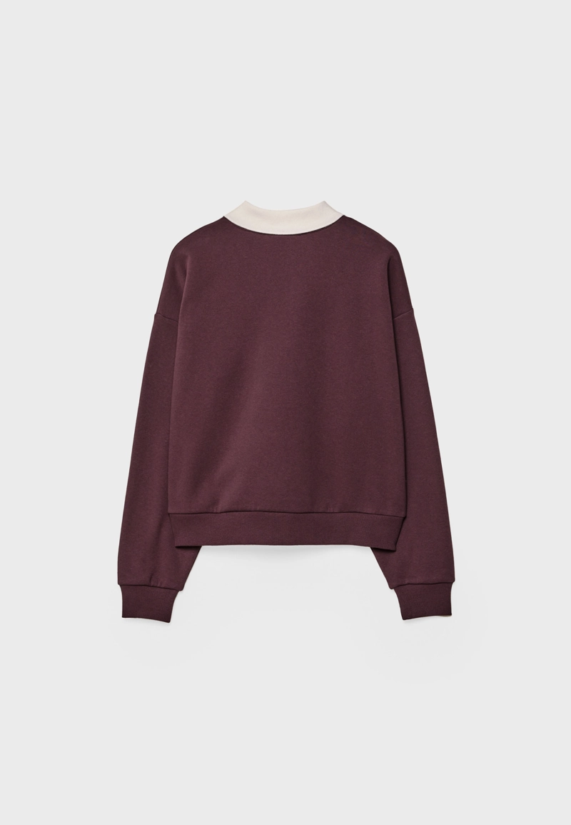 Толстовка с вышитым воротником поло