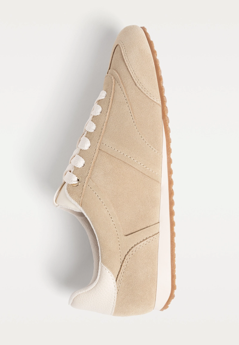 Мягкие кожаные кеды