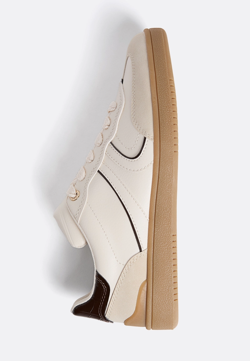 Повседневные кроссовки в стиле ретро