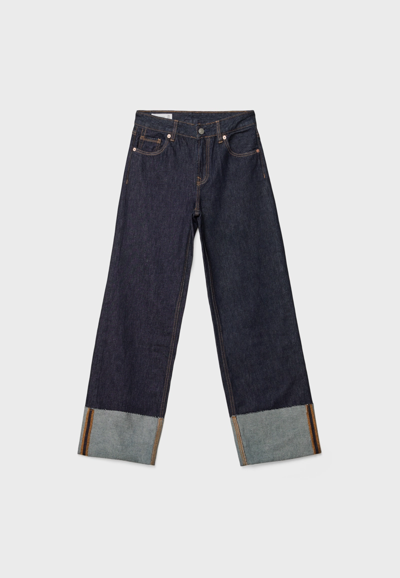 Прямые джинсы D65 с отворотами