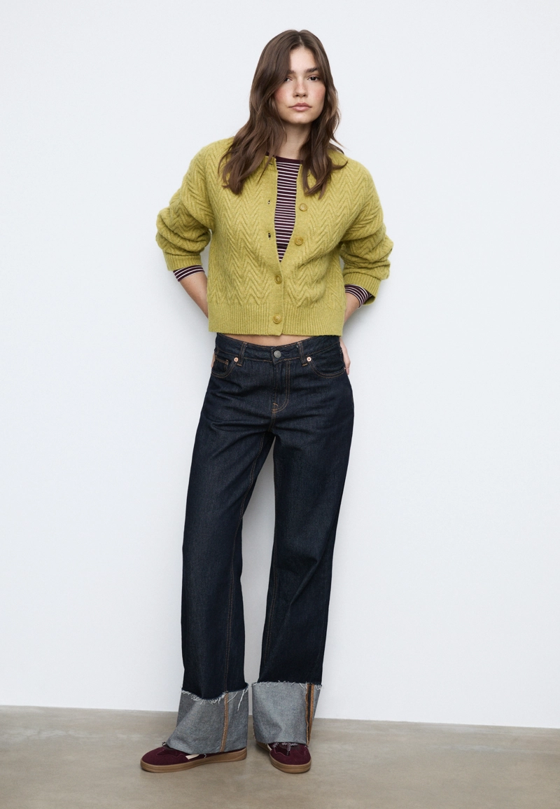 Прямые джинсы D65 с отворотами