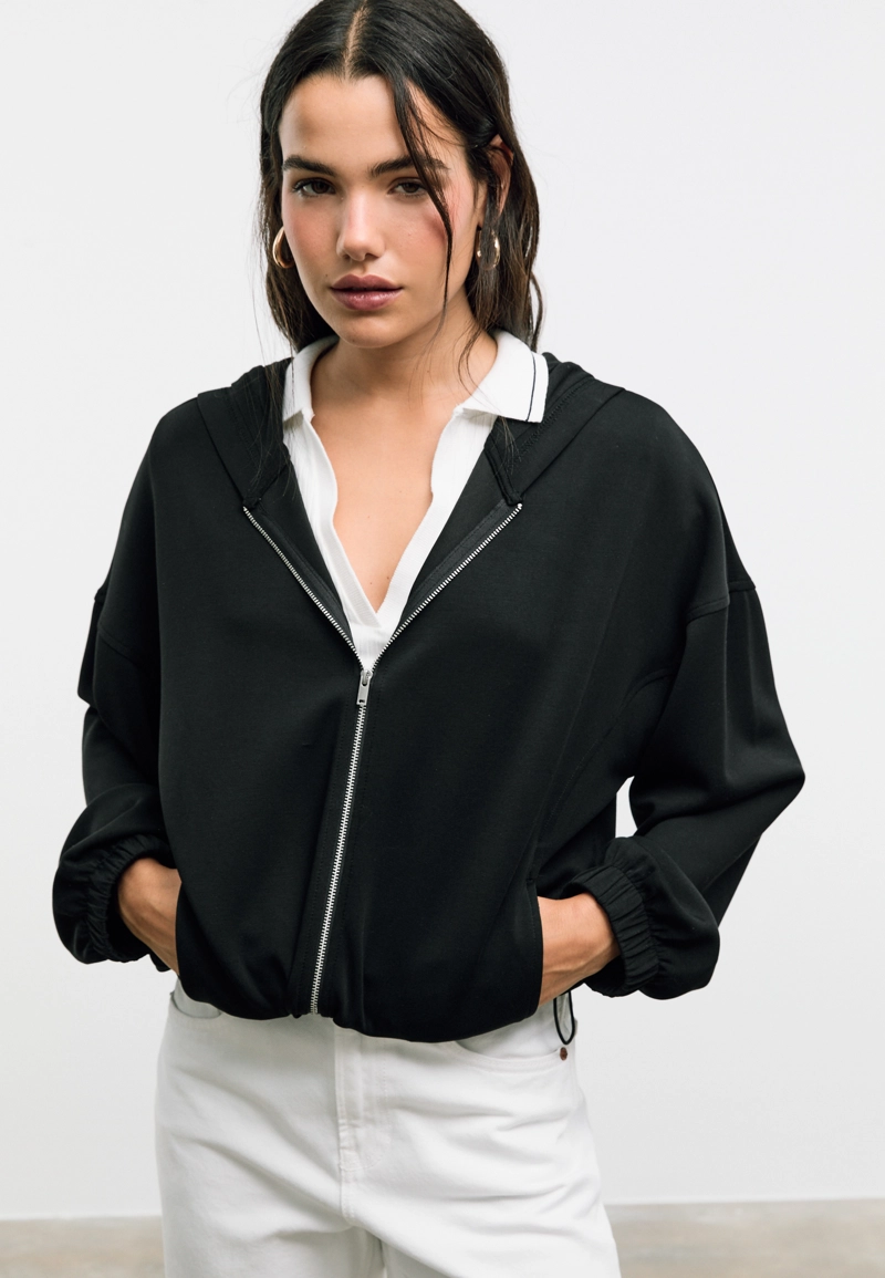 Толстовка с капюшоном с объемной отделкой, мягкая на ощупь