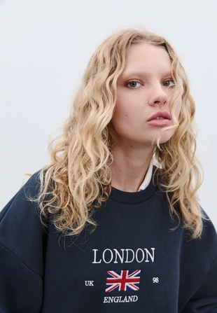 Толстовка с вышивкой LONDON- Заказать в России