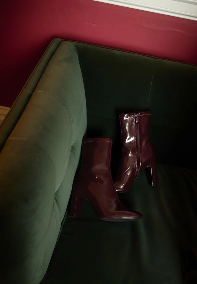 Эластичные ботильоны на каблуке