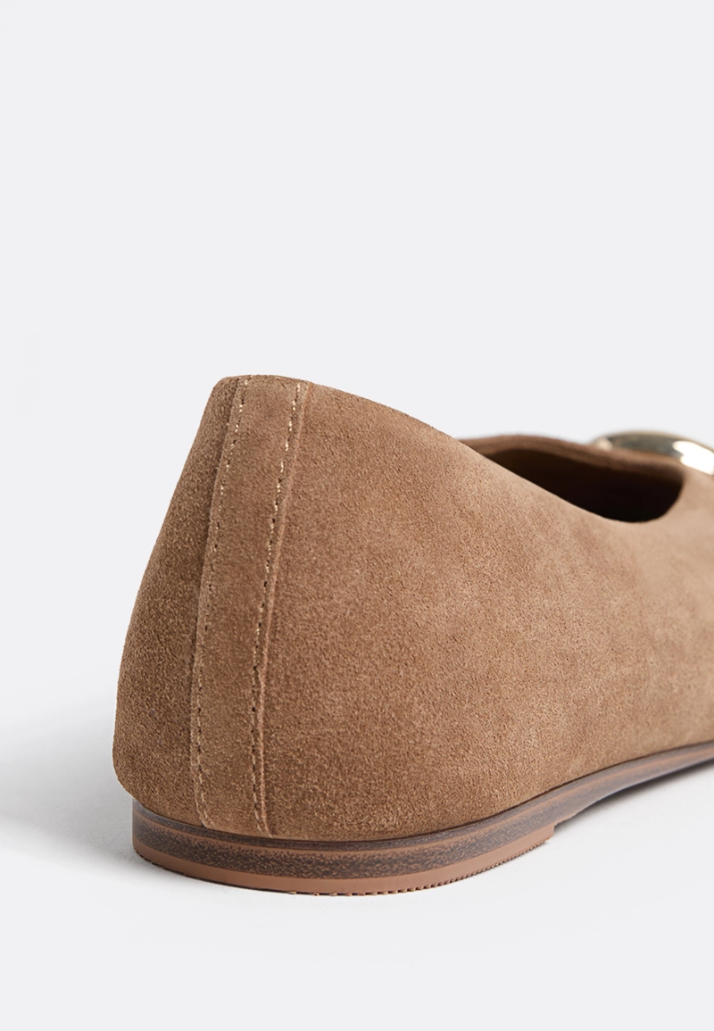 Кожаные балетки с деталью