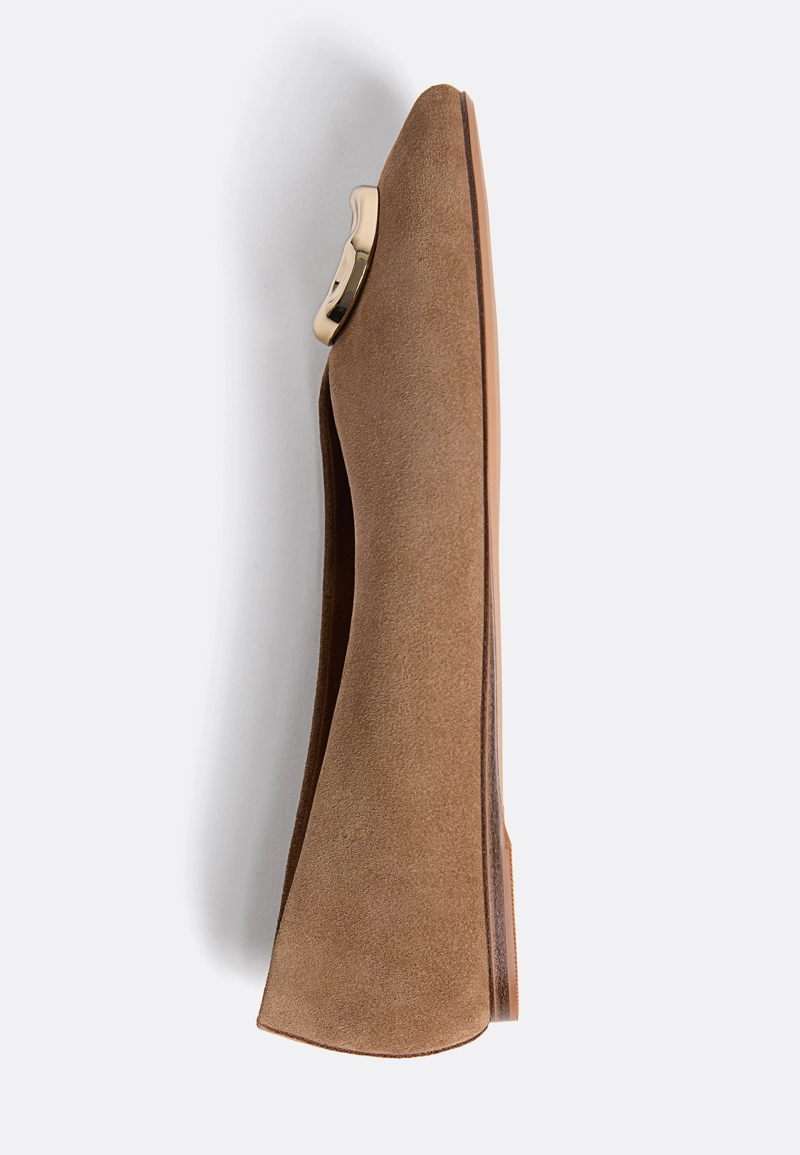 Кожаные балетки с деталью