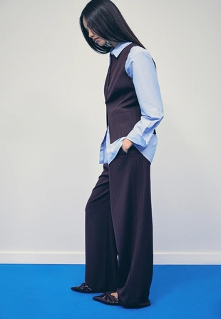 Жилет стандартного кроя на пуговицах в полоску- Заказать в России