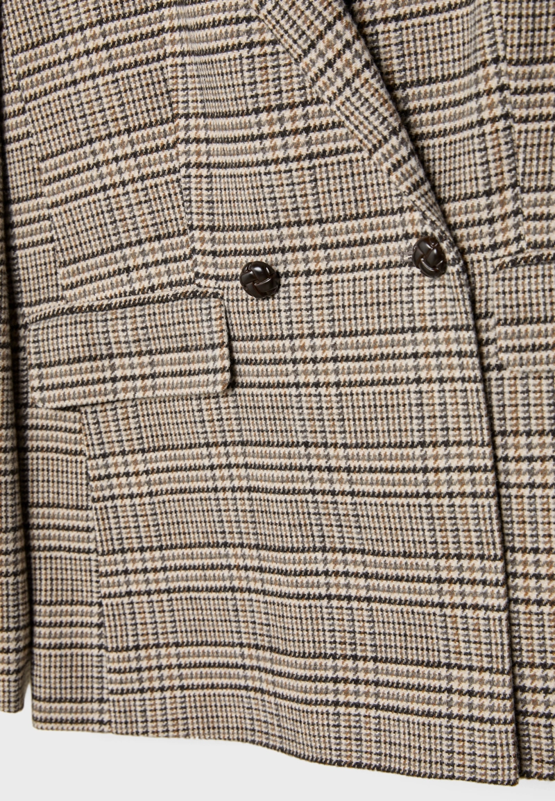 Пиджак классического кроя в клетку