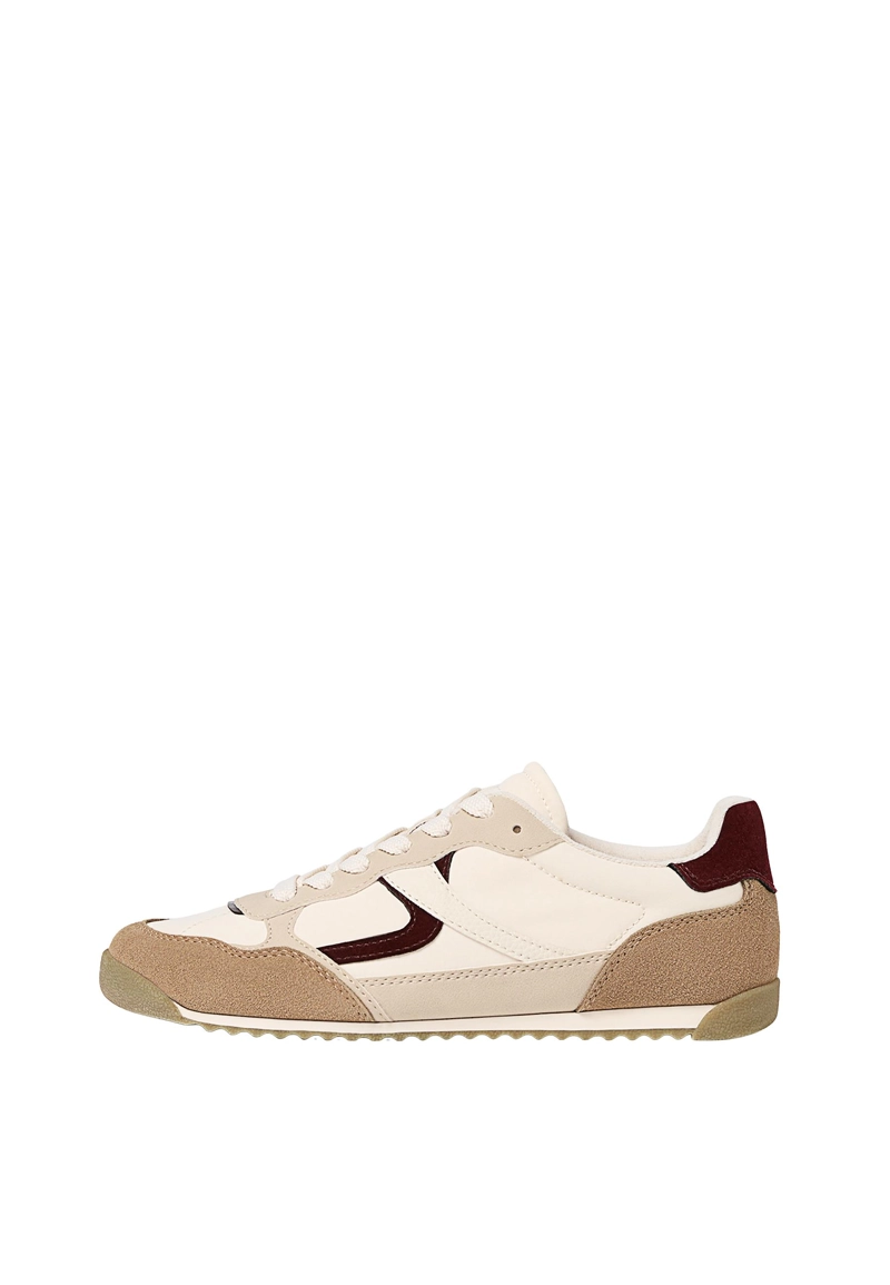 Повседневные кроссовки в стиле ретро