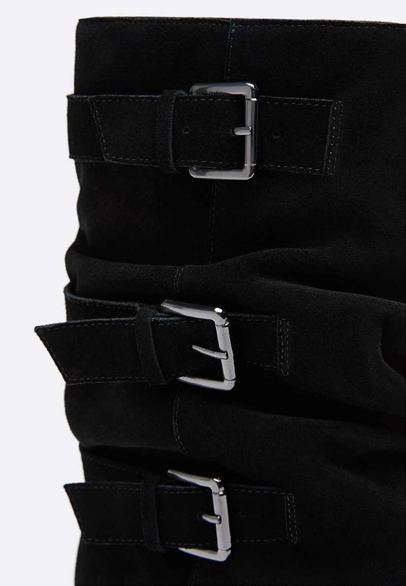 Кожаные ботильоны с пряжками