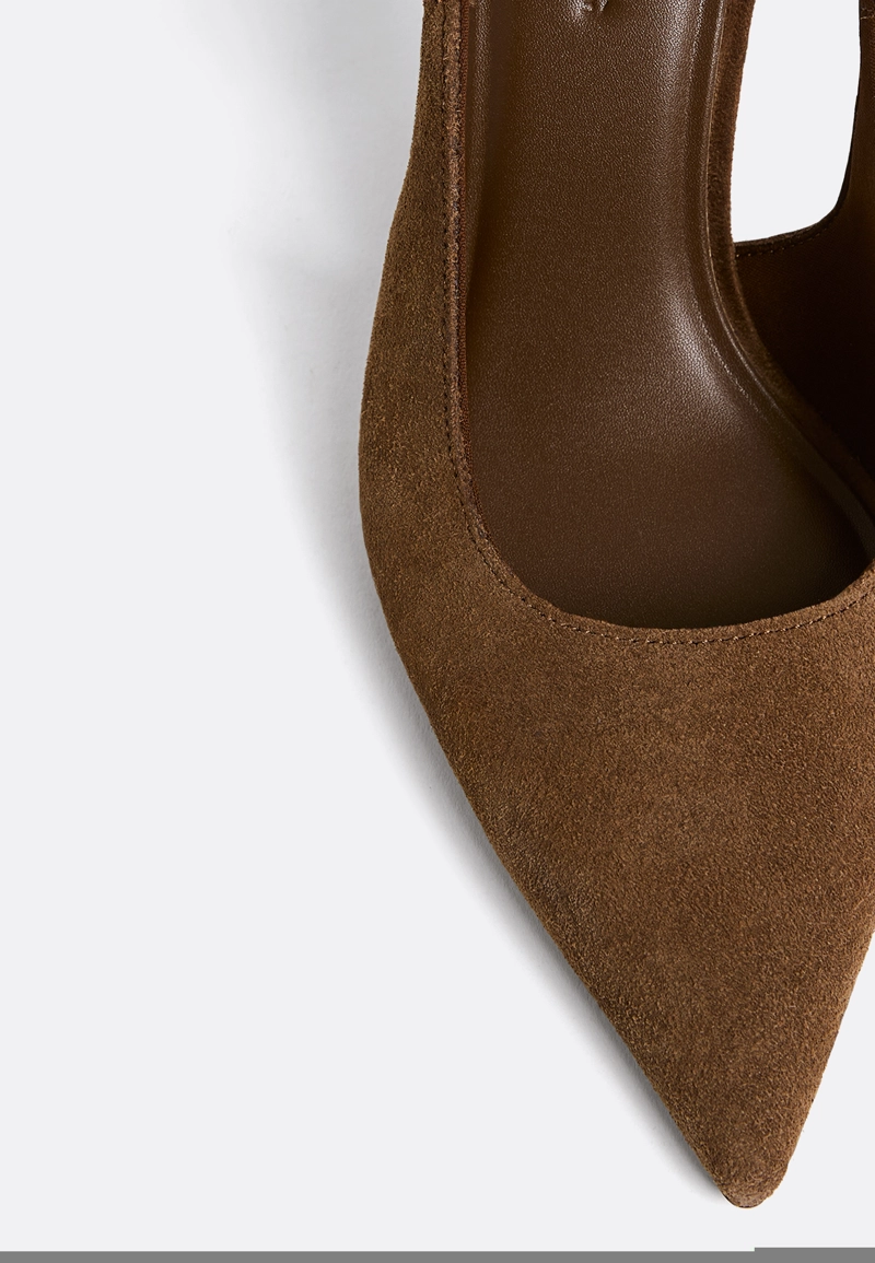 Кожаные туфли на каблуке