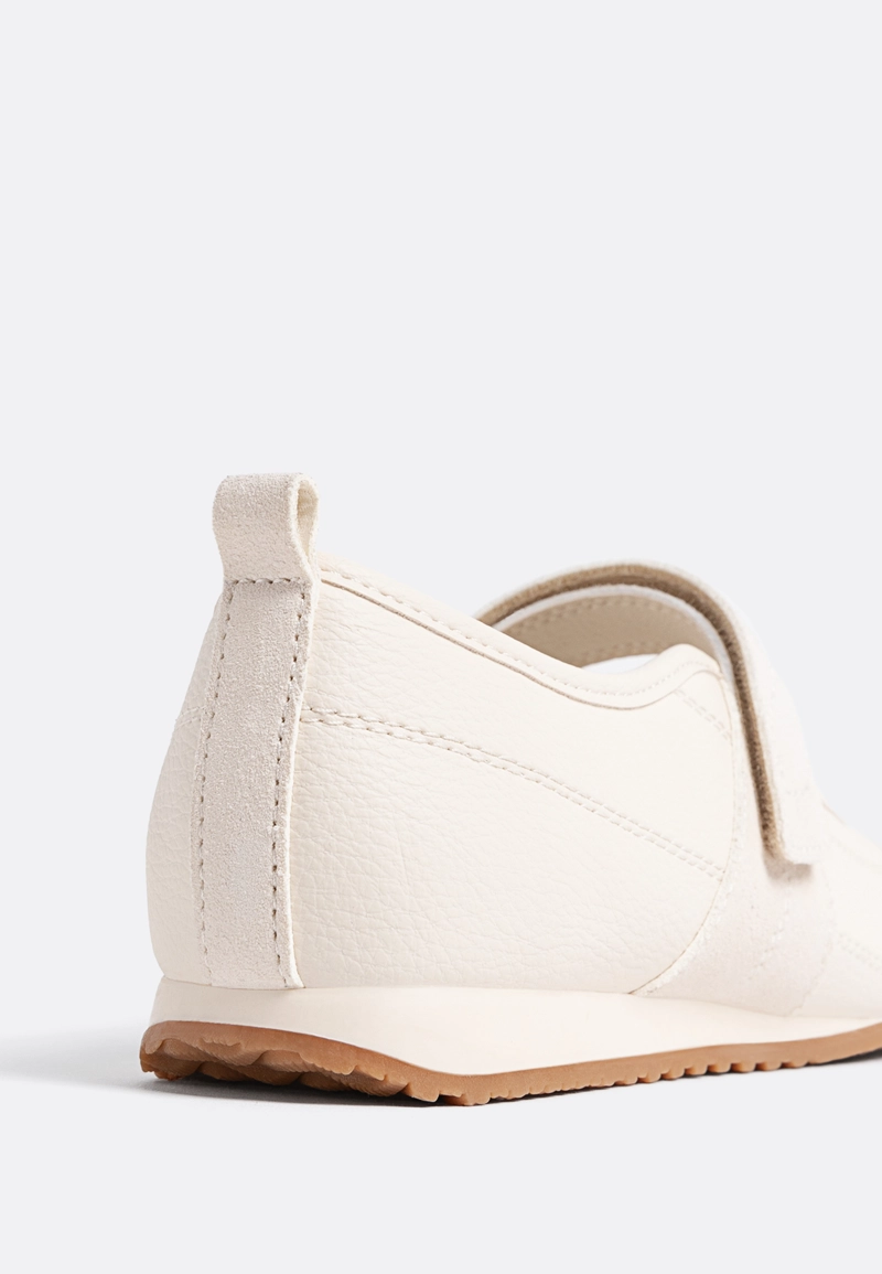 Кожаные балетки