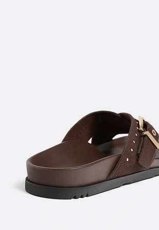 Кожаные сандалии с заклепками- Заказать в России