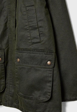 Парка с вощеным покрытием и множеством карманов- Заказать в России