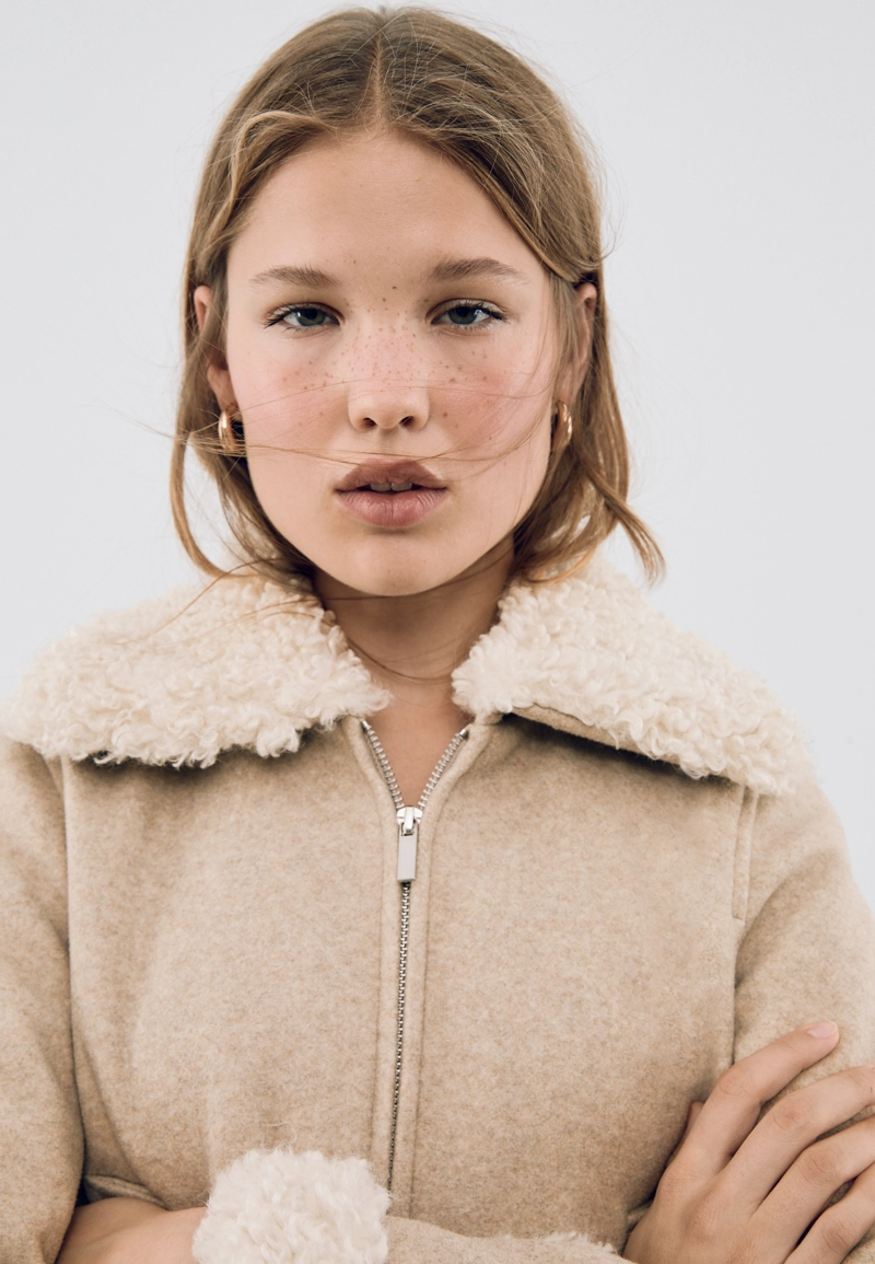 Куртка с отделкой из искусственного меха