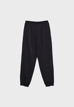 Мягкие джоггеры свободного кроя- Заказать в России