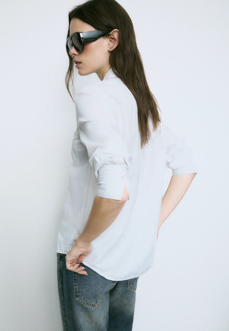 Базовая рубашка из поплина с карманом