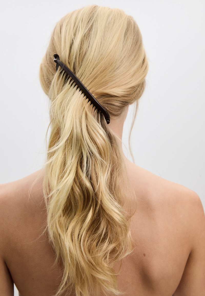 Набор из 2 банановых заколок для меха