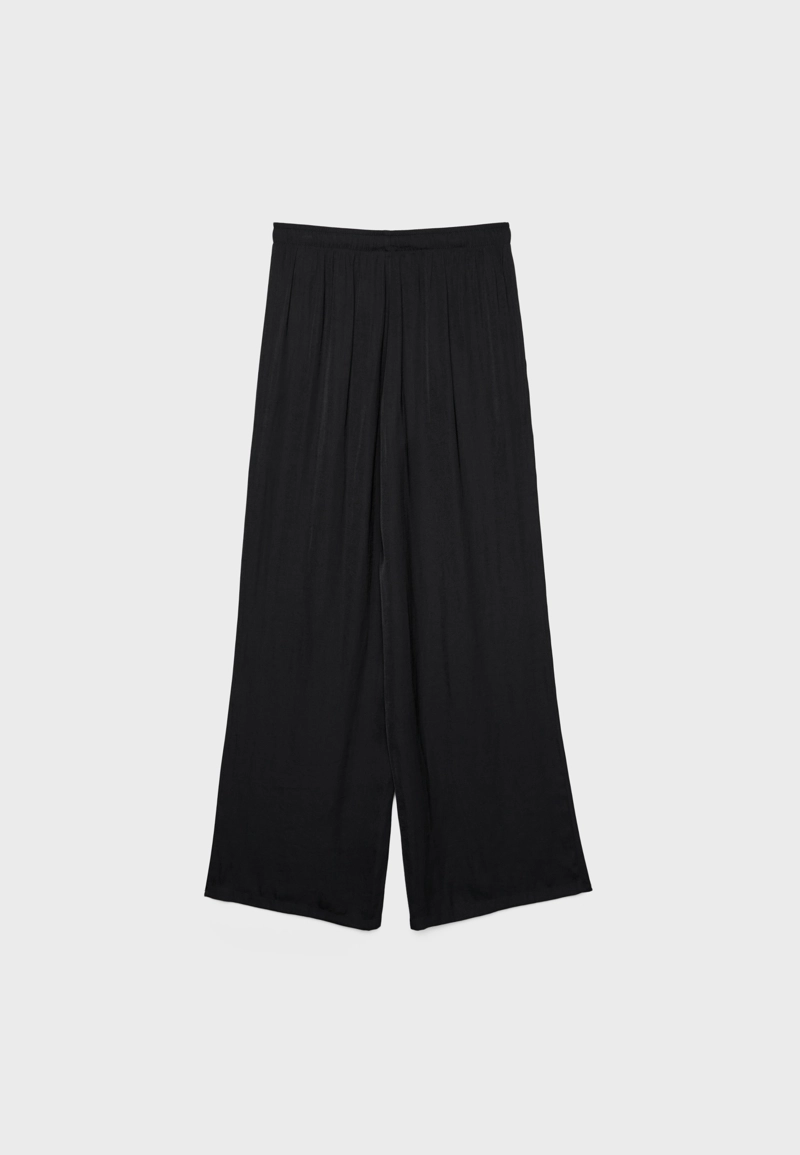 Длинные свободные атласные брюки