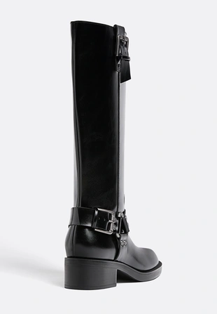 Плоские байкерские ботинки с пряжками- Заказать в России