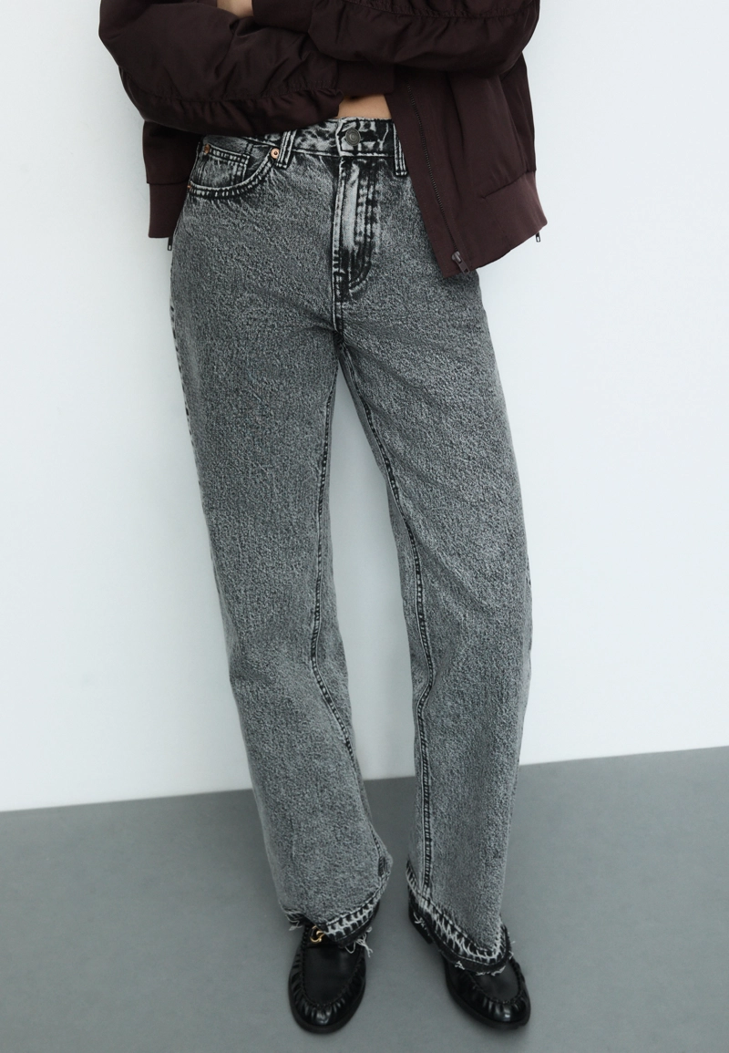 Джинсы прямого кроя