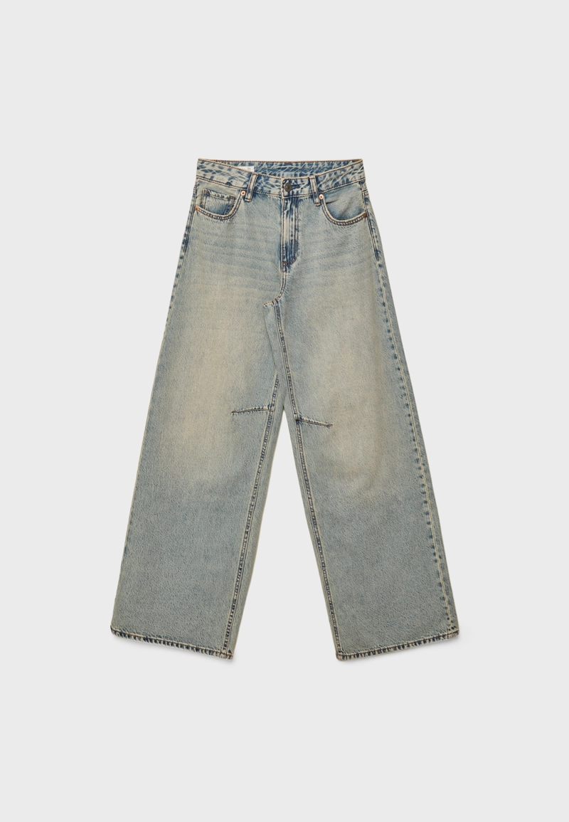 D94 Джинсы свободного кроя