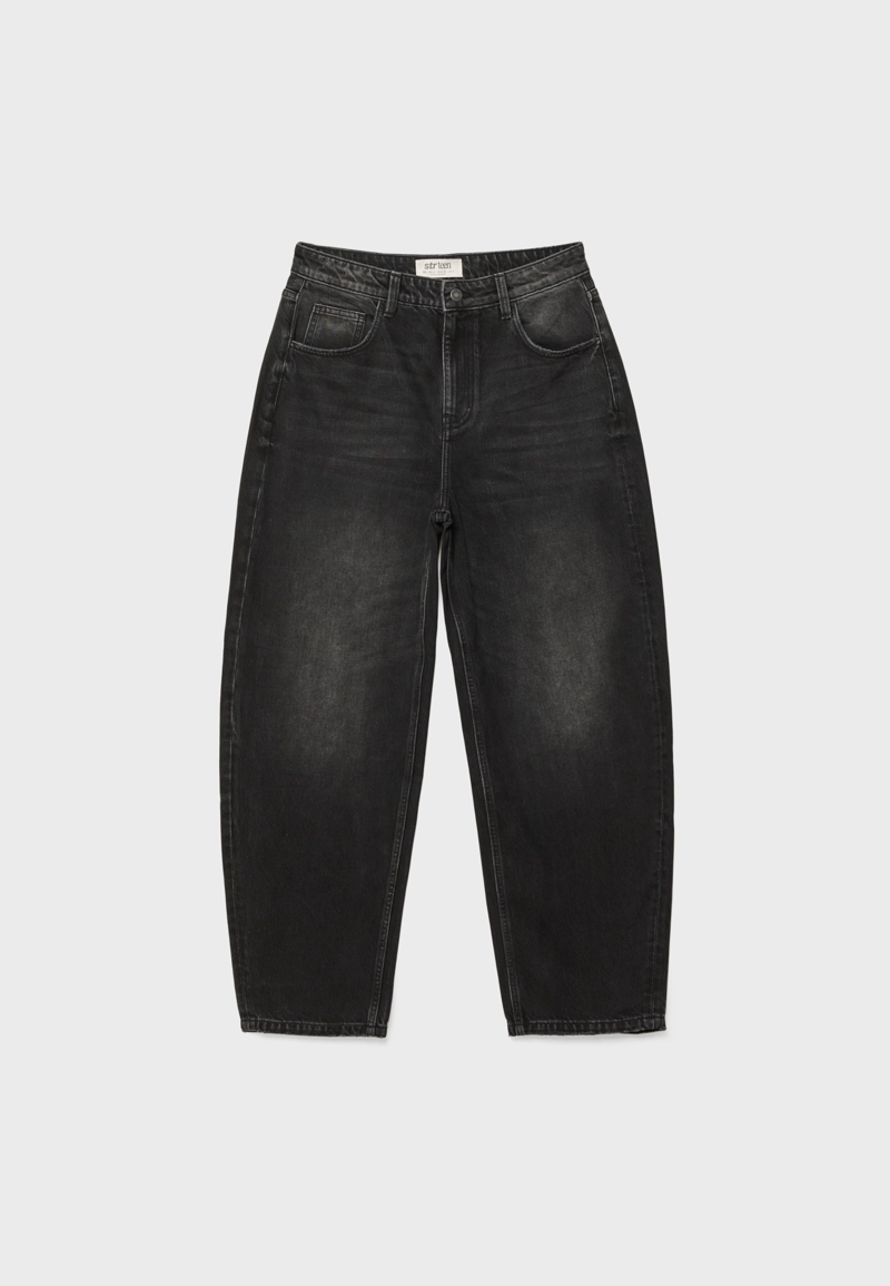 Джинсы-багги свободного кроя