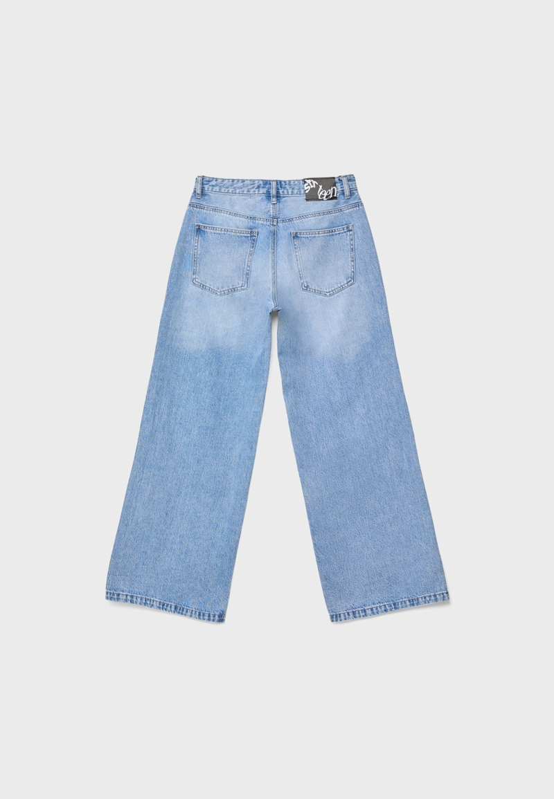 Джинсы свободного кроя