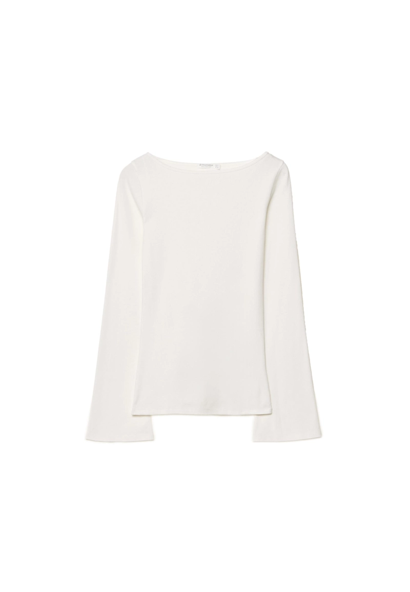 Базовая футболка с расклешенными рукавами