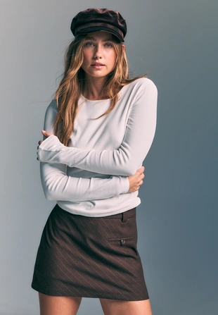 Базовая футболка с длинными рукавами- Заказать в России