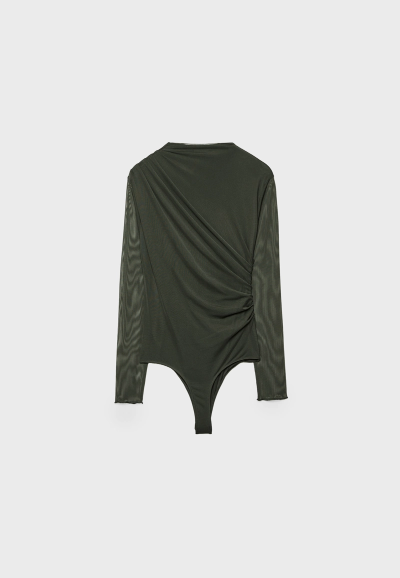 Боди из полупрозрачной ткани со сборками