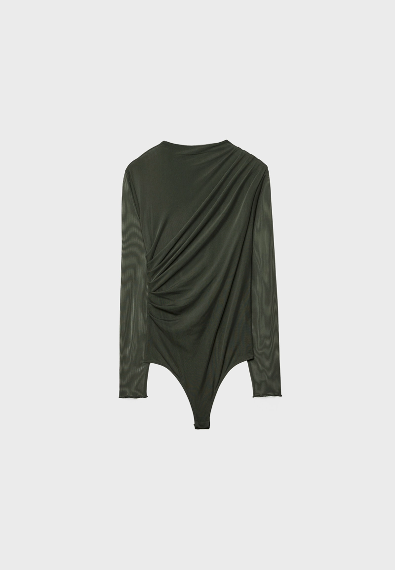 Боди из полупрозрачной ткани со сборками