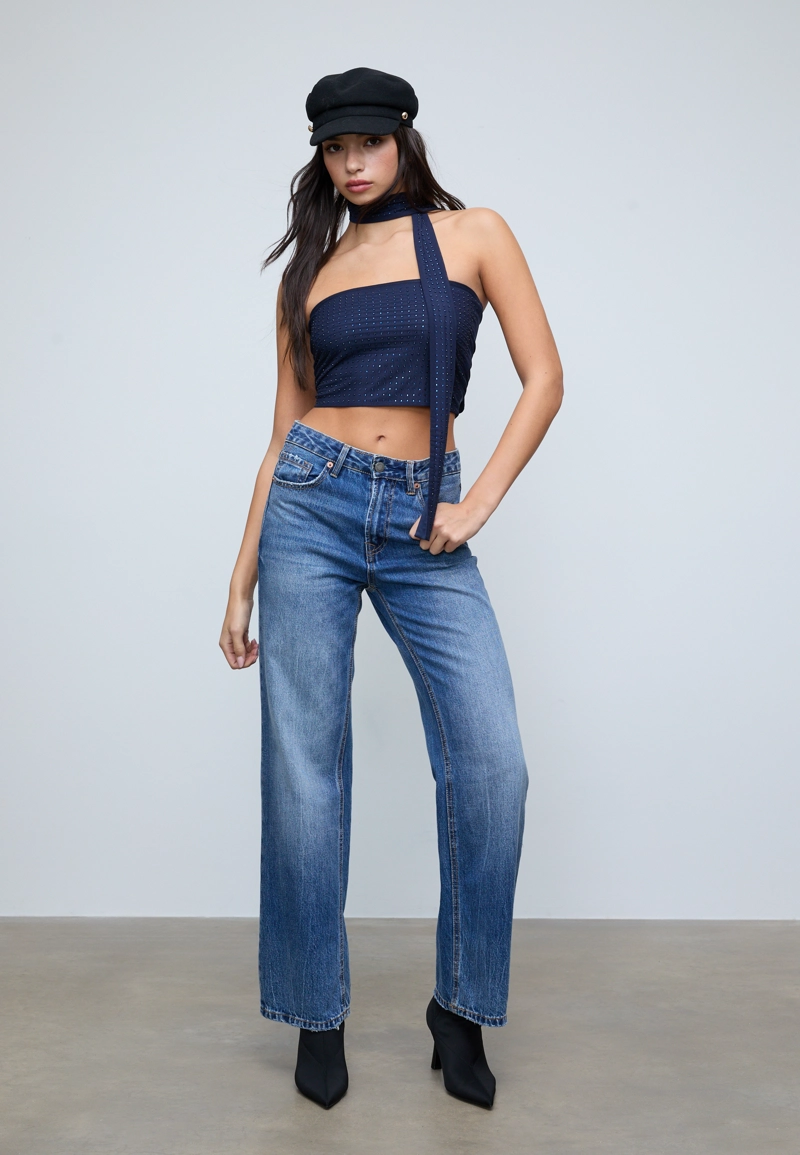 Топ бандо с блестящей отделкой и платком