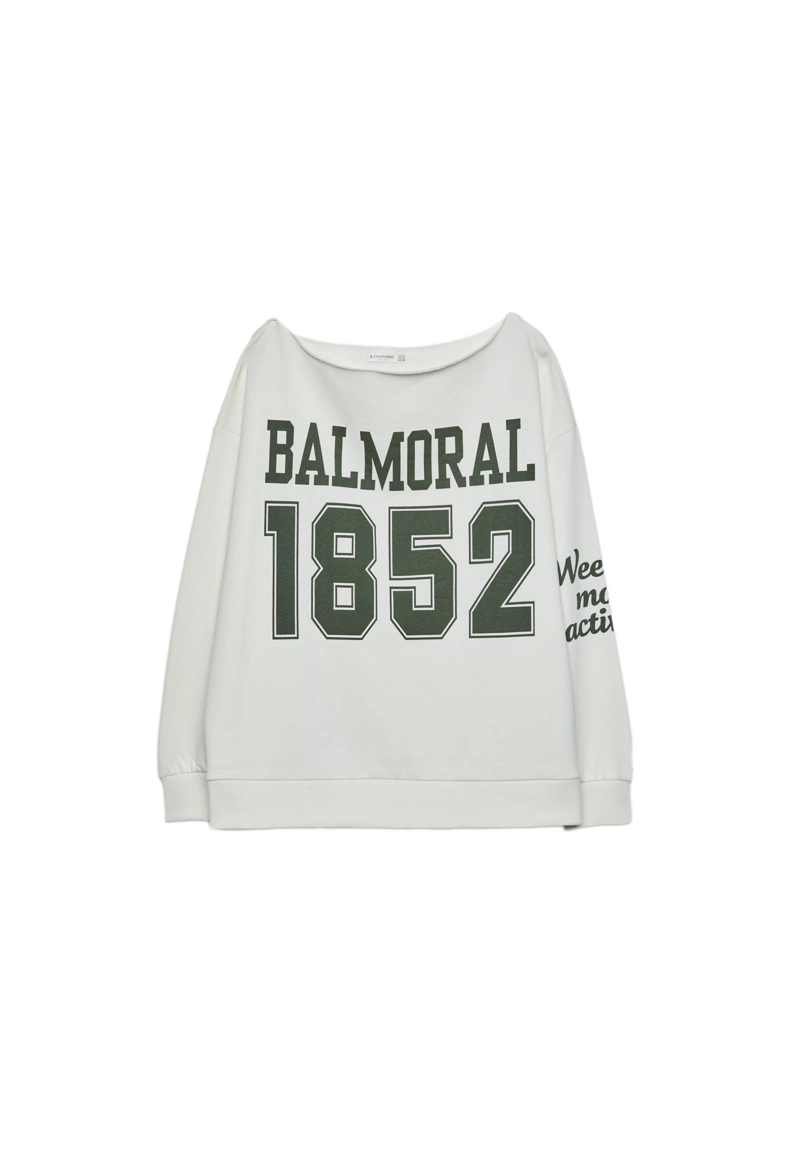 Толстовка с принтом и открытыми плечами