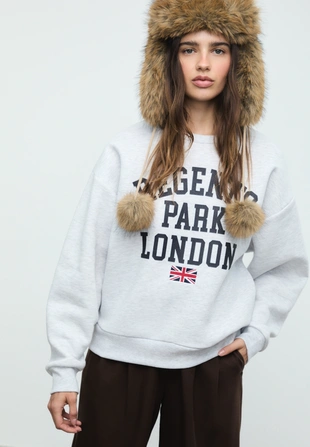 Толстовка с вышитым флагом- Заказать в России