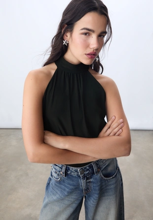 Боди с горловиной халтер и сборками- Заказать в России