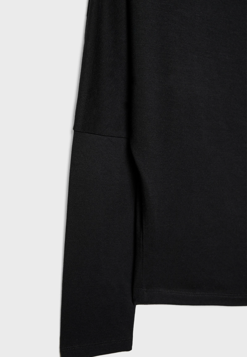 Асимметричная футболка из модала