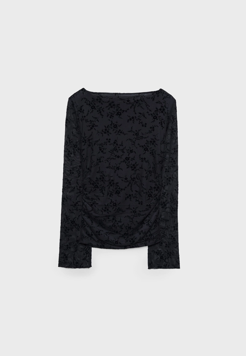 Полупрозрачная футболка со сборками и флоком