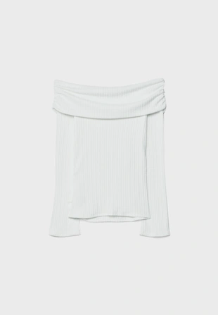 Футболка с присборенными открытыми плечами- Заказать в России