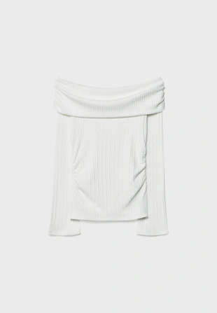 Футболка с присборенными открытыми плечами- Заказать в России