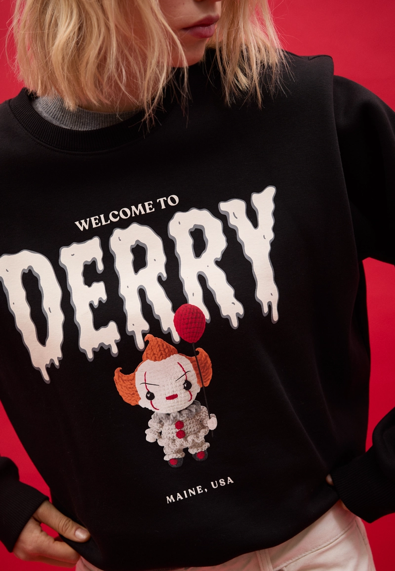 Толстовка с подплечниками IT