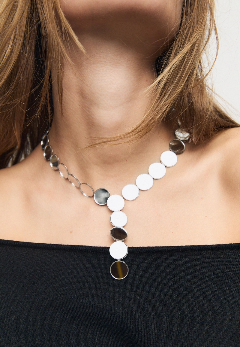 Колье-лариат с кругами